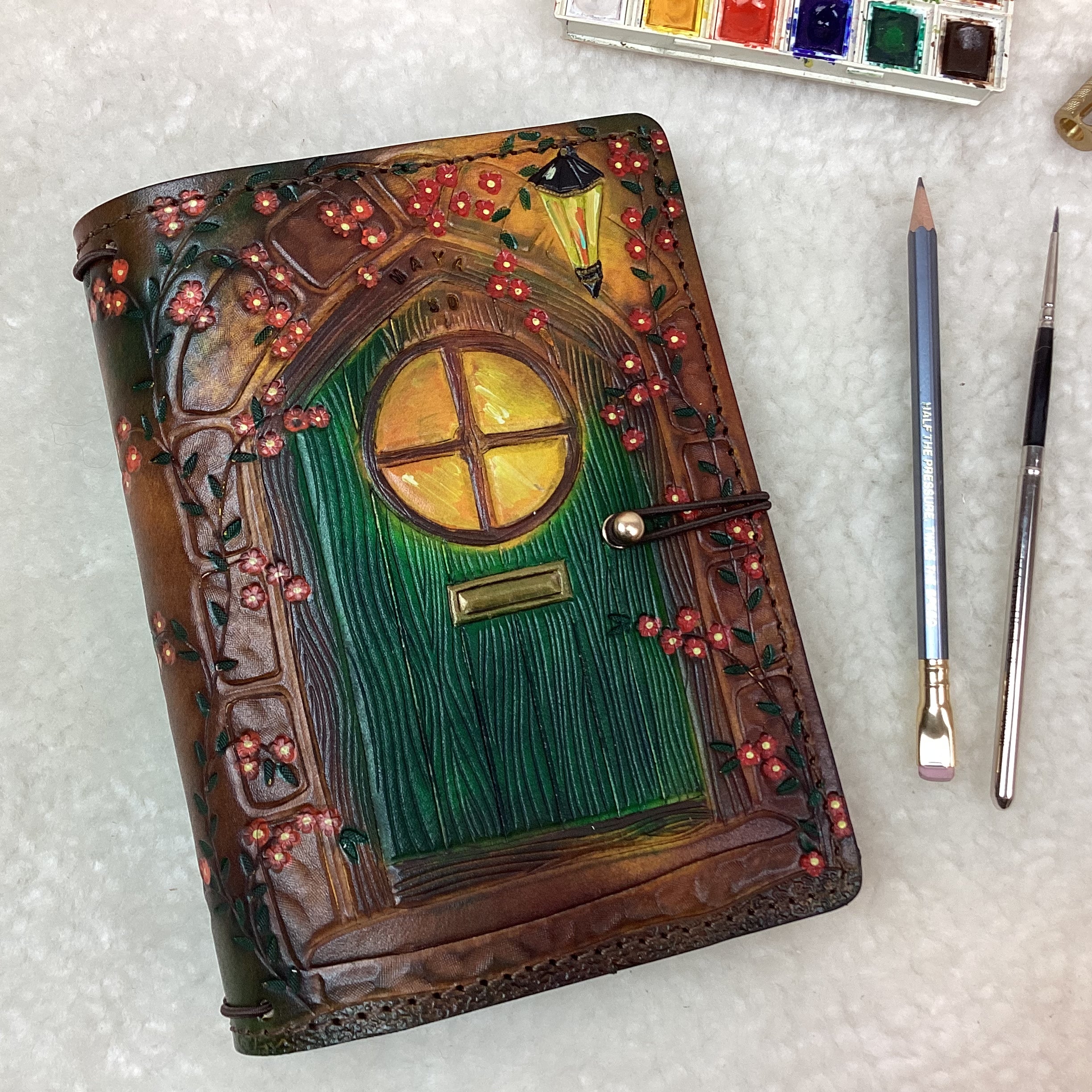 Hobbit and Woodland Door Travelers' Notebooks – ElrohirLeather